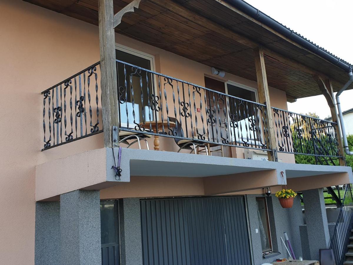 U Wladzia Apartment Gowidlino Exterior photo